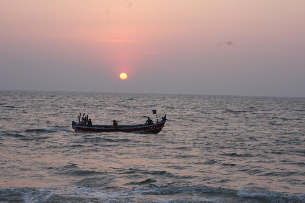Shalom Beach Residency Alappuzha 外观 照片